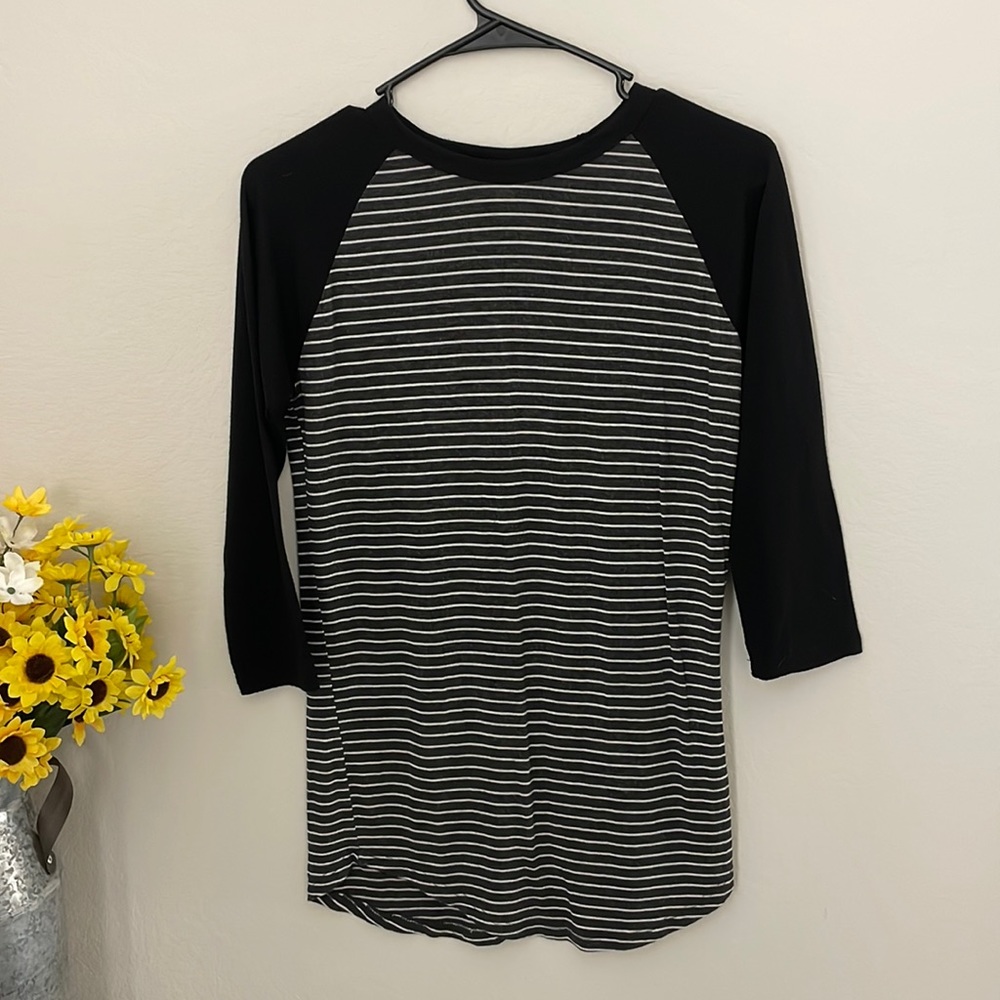 Lularoe Black/white Striped Baseball T-shirt Size XXS